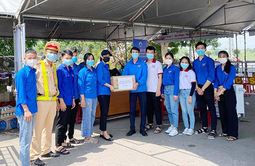 Đại học Duy Tân hỗ trợ Sinh viên Ngoại tỉnh ở lại Đà Nẵng vì dịch COVID-19